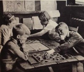 Photo:Play in the Wartime Classroom