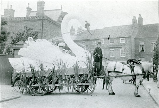 Photo:5.  Class C devices consisted of ordinary wagons for junior members.  In 1907 Charles Street Methodists produced this remarkable swan for their Class C entry.  At the reins is Mr Reginald Sheldrake.