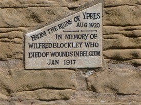Photo:Wilfred Blockley's unusual memorial on the Old Meeting House, Mansfield