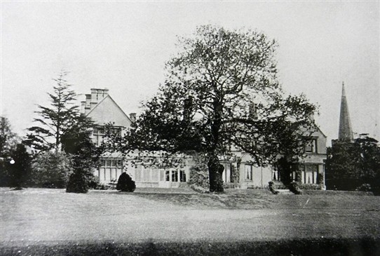Photo: Illustrative image for the 'Epperstone Manor' page