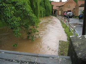 Photo:Caunton floods 2007