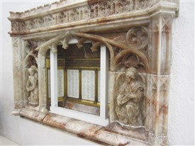 Photo:War Memorial of Derbyshire alabaster in the church of St.Helens, Bishopsgate, London EC3A