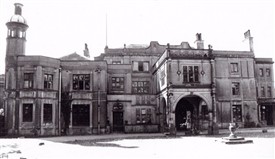 Photo:Kirklington Hall - east facade