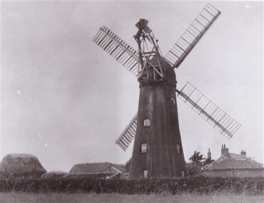 Photo: Illustrative image for the 'Is this the old Windmill at Farndon (near Newark) ??' page