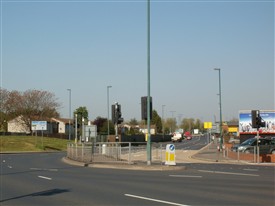 Photo:The junction of Sheriff's Way & Meadows Way May 2012