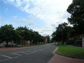 Photo:Meadows Way looking east from Arkwright Walk