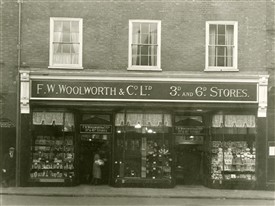 Photo:Woolworths Past