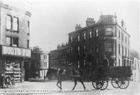 Photo:Queen's Hotel Arkwright Street c.1930