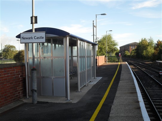 Photo:Shelter on the 'up' platform to Lincoln.  Erected 2013