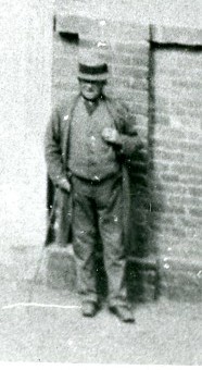 Photo:Man in the street, Newark, 1883