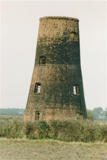 Photo:Coddington Windmill in September 1984