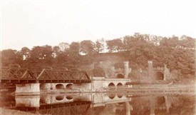 Photo:Railway bridge over the River trent at Trent Lock, c.1910