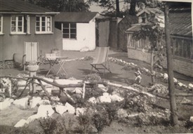 Photo:Grandad always kept the grounds spotless. He worked really hard and loved the garden and pond