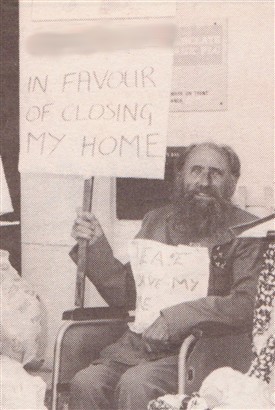 Photo:Jock fraser campaigning to save the Fosselands nursing home in Newark, September 1993